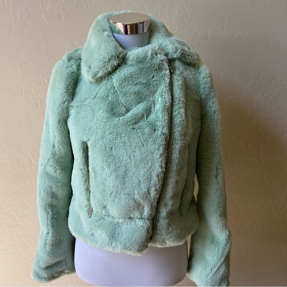 BCBGMAXAZRIA $338 “Violet” Faux Fur Moto Jacket In Pistachio Size XS - Picture 11 of 17